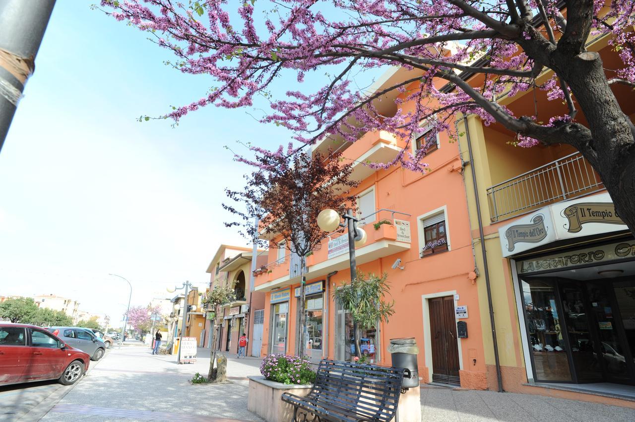 Bed and Breakfast Il Leccio Тортоли Экстерьер фото