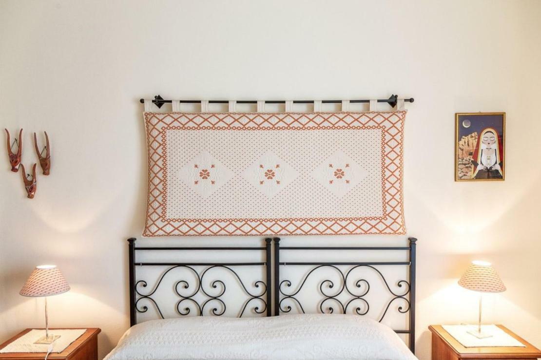 Bed and Breakfast Il Leccio Тортоли Экстерьер фото
